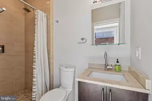 412 N Front St, Philadelphia, PA 19123 - Photo 21
