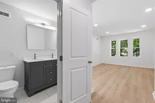 83 W Sharpnack St, Philadelphia, PA 19119 - Photo 15