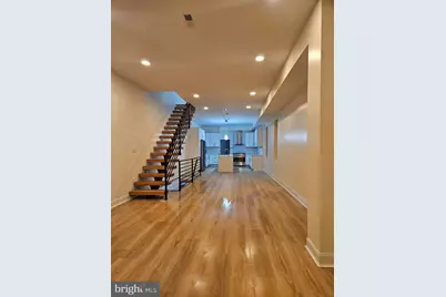 83 W Sharpnack Street, Philadelphia, PA 19119 - Photo 17