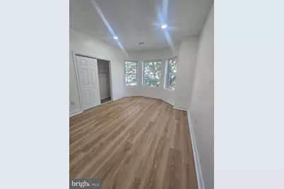 83 W Sharpnack Street, Philadelphia, PA 19119 - Photo 9