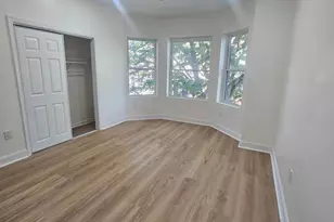 83 W Sharpnack St, Philadelphia, PA 19119 - Photo 9