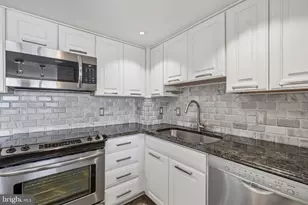 2001 Hamilton St, Philadelphia, PA 19130 - Photo 7