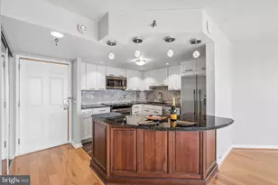 2001 Hamilton St, Philadelphia, PA 19130 - Photo 11