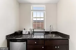 2131 Kimball St, Philadelphia, PA 19146 - Photo 35