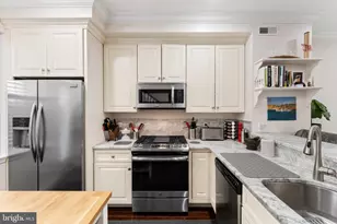 2131 Kimball St, Philadelphia, PA 19146 - Photo 9