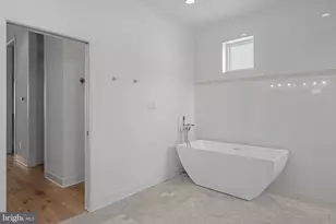 1419 Orange St, Philadelphia, PA 19125 - Photo 31