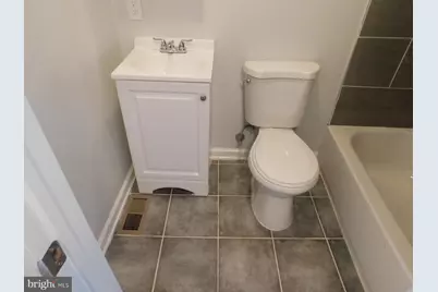 2943 W Diamond Street, Philadelphia, PA 19121 - Photo 11