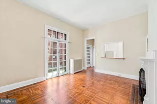 1817 Pine St, Philadelphia, PA 19103 - Photo 11