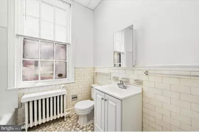 1817 Pine Street #2R, Philadelphia, PA 19103 - Photo 15