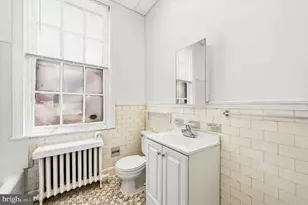 1817 Pine St, Philadelphia, PA 19103 - Photo 15