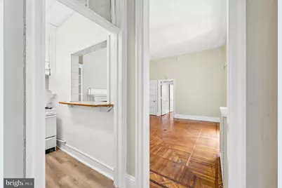 1817 Pine Street #2R, Philadelphia, PA 19103 - Photo 5