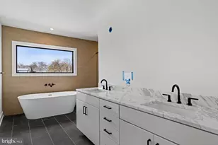 706 Latona St, Philadelphia, PA 19147 - Photo 15