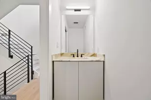 706 Latona St, Philadelphia, PA 19147 - Photo 15