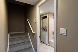 1027 N 4th St, Philadelphia, PA 19123 - Photo 11