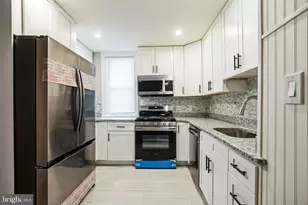 6905 Forrest Ave, Philadelphia, PA 19138 - Photo 7