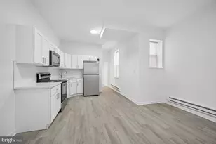 247 W Berkley St, Philadelphia, PA 19144 - Photo 7