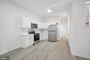 247 W Berkley St, Philadelphia, PA 19144 - Photo 3