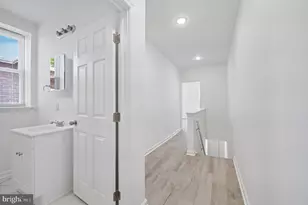 247 W Berkley St, Philadelphia, PA 19144 - Photo 5