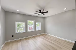 350 N 61st St, Philadelphia, PA 19139 - Photo 13
