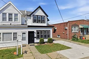 917 Oakmont St, Philadelphia, PA 19111 - Photo 3