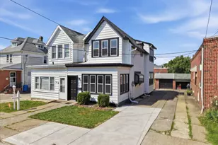 917 Oakmont St, Philadelphia, PA 19111 - Photo 1
