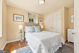104 W Gravers Ln, Philadelphia, PA 19118 - Photo 13