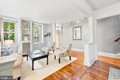 104 W Gravers Lane, Philadelphia, PA 19118 - Photo 5
