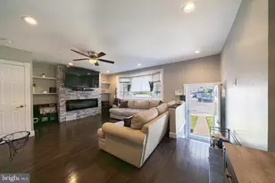 12023 Salina Pl, Philadelphia, PA 19154 - Photo 3