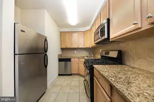 1634 Lombard St, Philadelphia, PA 19146 - Photo 3