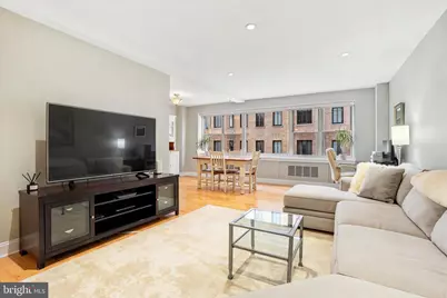 220 W Rittenhouse Square #5D, Philadelphia, PA 19103 - Photo 5