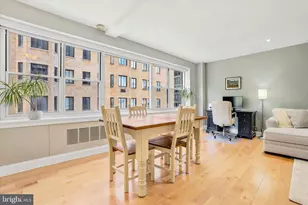 220 W Rittenhouse Square, Philadelphia, PA 19103 - Photo 7