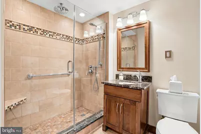 220 W Rittenhouse Square #5D, Philadelphia, PA 19103 - Photo 19