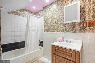 9336 N Academy Rd, Philadelphia, PA 19114 - Photo 23