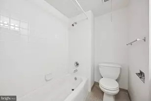 604 S Washington Square, Philadelphia, PA 19106 - Photo 13