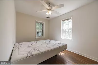 800 E Cathedral Road, Philadelphia, PA 19128 - Photo 15