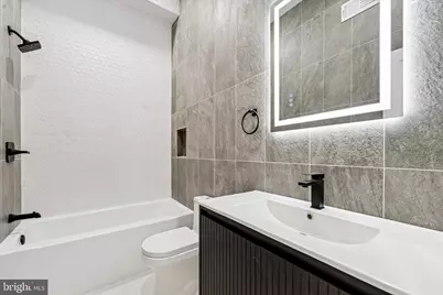 2424 W Thompson Street #3, Philadelphia, PA 19121 - Photo 11