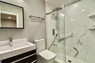 1516 Green St, Philadelphia, PA 19130 - Photo 17