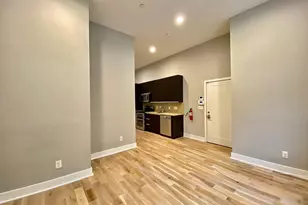 1516 Green St, Philadelphia, PA 19130 - Photo 3