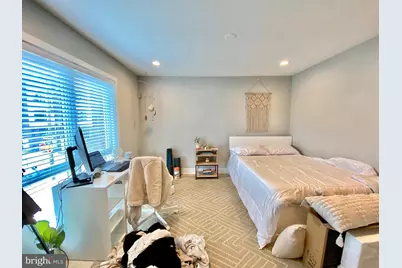922 N 17th Street #E, Philadelphia, PA 19130 - Photo 7