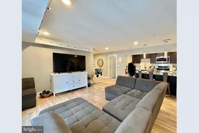 922 N 17th Street #E, Philadelphia, PA 19130 - Photo 1