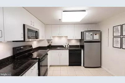 2001 Hamilton Street #801, Philadelphia, PA 19130 - Photo 7