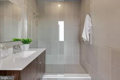 525 N 41st Street #302, Philadelphia, PA 19104 - Photo 19