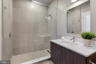 525 N 41st St, Philadelphia, PA 19104 - Photo 25