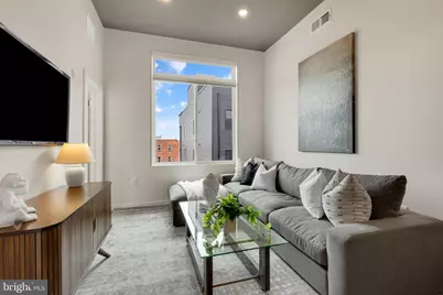 525 N 41st Street #302, Philadelphia, PA 19104 - Photo 9