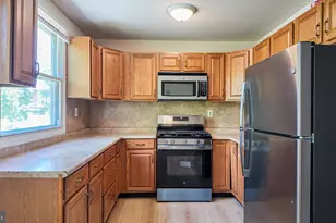 3403 Amity Rd, Philadelphia, PA 19154 - Photo 11