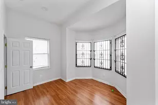 1305 N 15th St, Philadelphia, PA 19121 - Photo 9