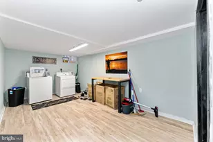 1305 N 15th St, Philadelphia, PA 19121 - Photo 5