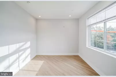 646 N 32nd Street #4, Philadelphia, PA 19104 - Photo 11