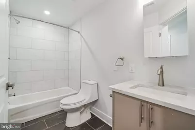 646 N 32nd Street #4, Philadelphia, PA 19104 - Photo 9