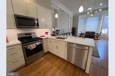 2126 Locust Street #1R, Philadelphia, PA 19103 - Photo 5